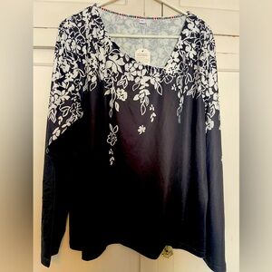 New with tags! Lightweight long sleeve shirt.